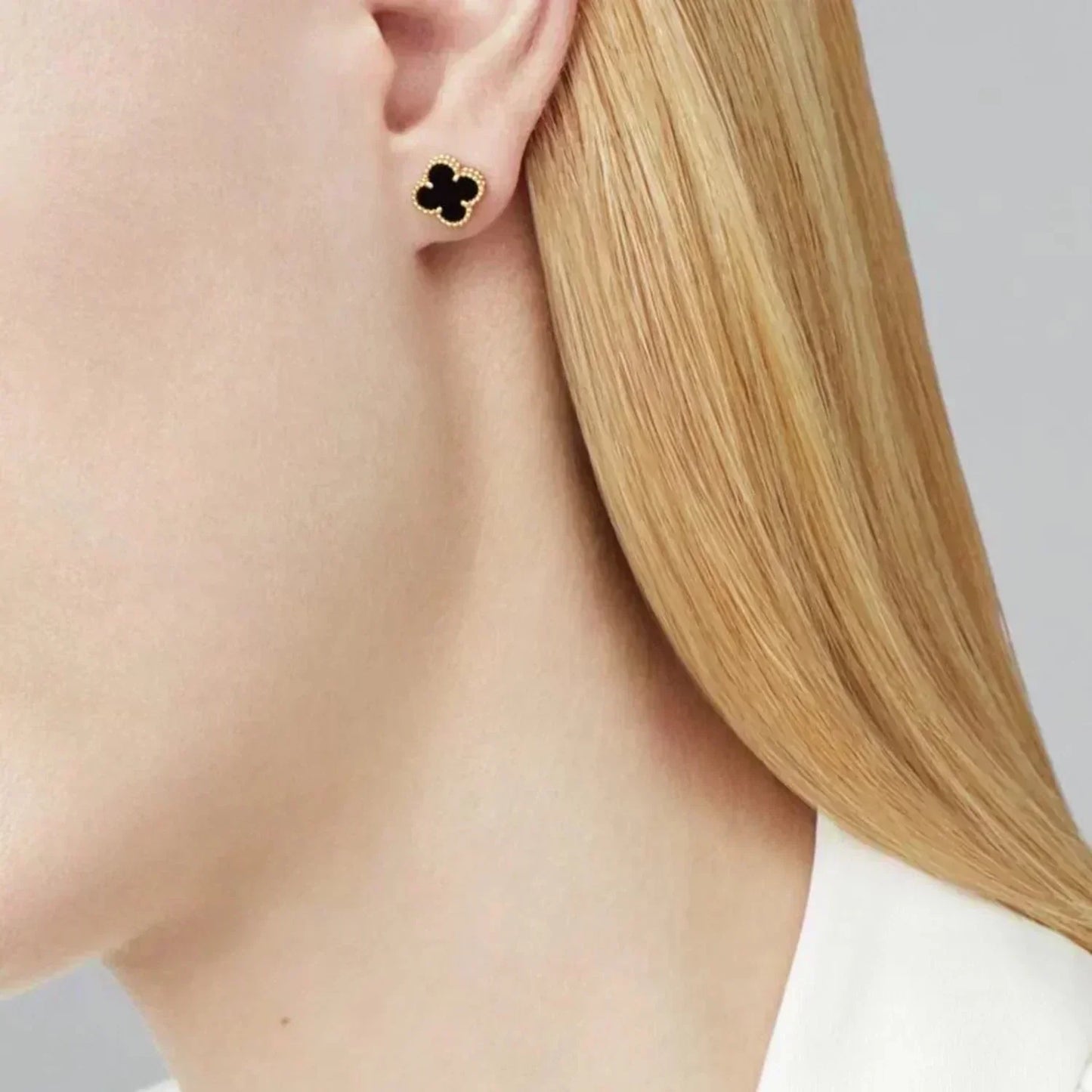 [Am jewelry]CLOVER MINI 9.5MM BLACK MOP EARRINGS