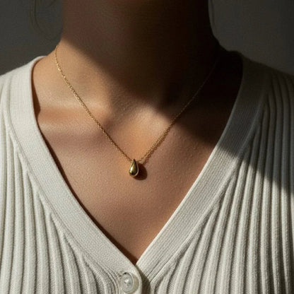 [AM Jewels]Marcelline Gold Teardrop Pendant