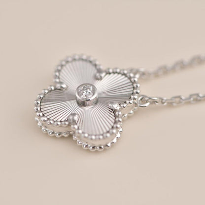 [Am jewelry]CLOVER  15MM DIAMOND LASER NECKLACE SILVER