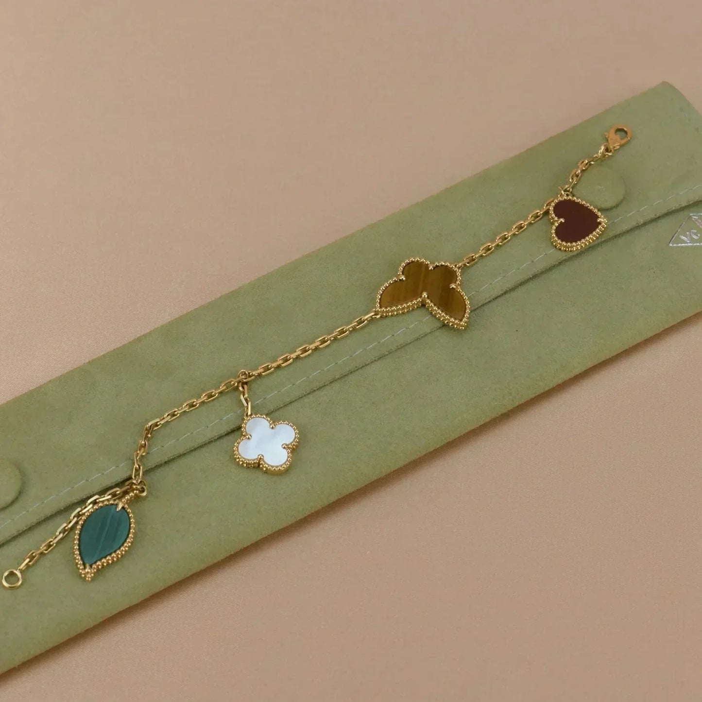 [Am jewelry]LUCKY SPRING 5 MOTIF GOLD BRACELET