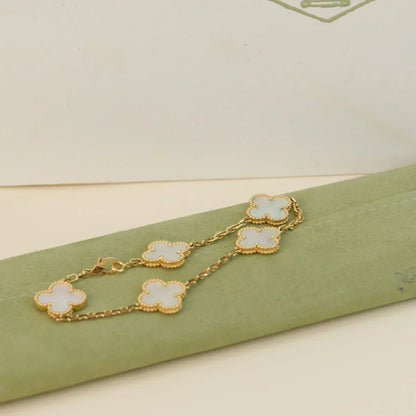 [Am jewelry]CLOVER WHITE PEARL MOP 5 MOTIF BRACELET COLLECTION