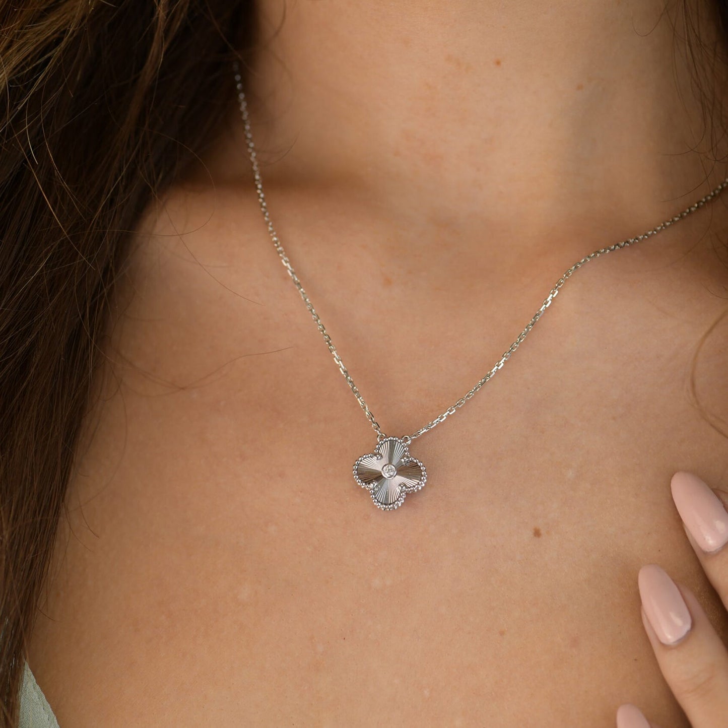 [Am jewelry]CLOVER  15MM DIAMOND LASER NECKLACE SILVER