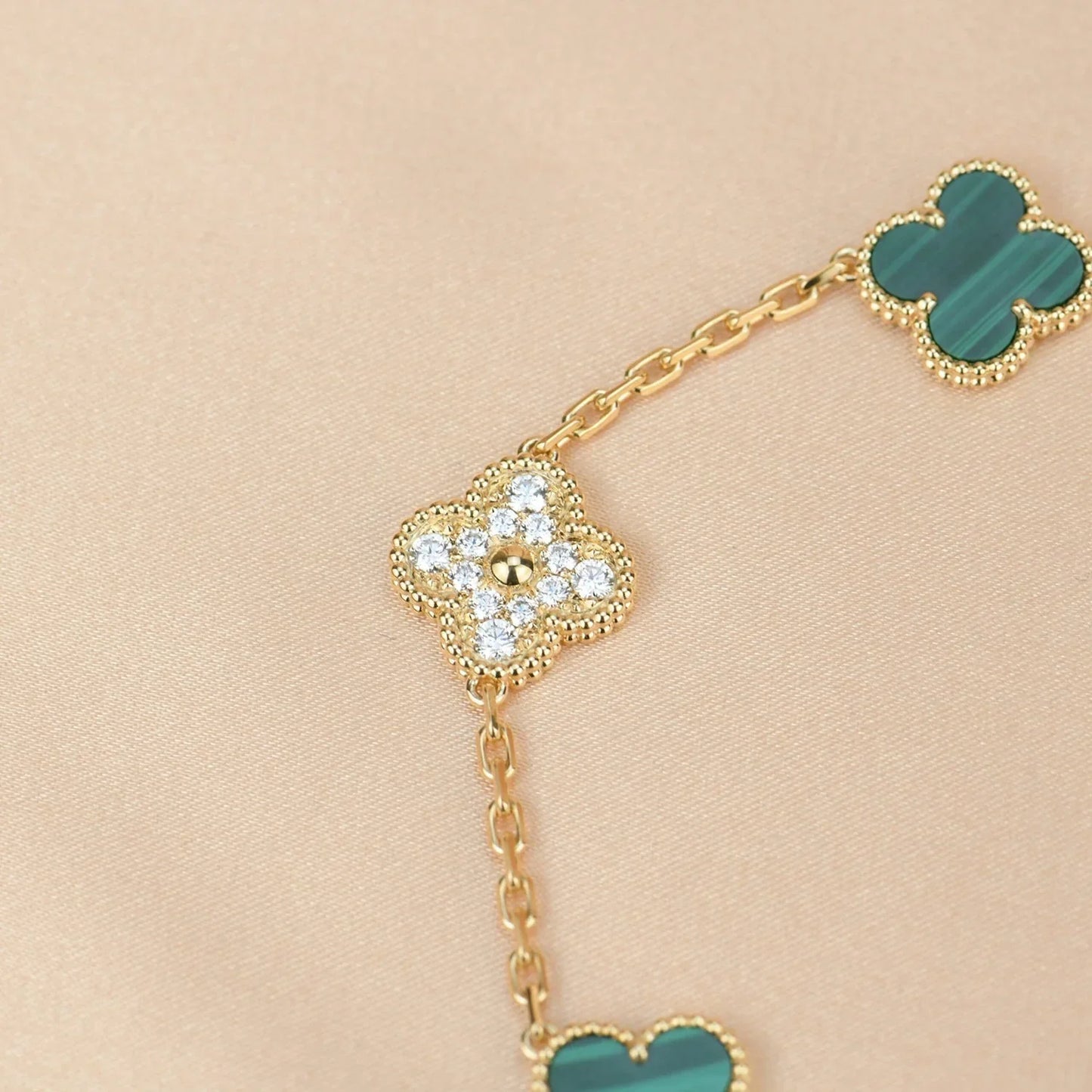 [Am jewelry] CLOVER 5 MOTIF MALACHITE BRACELET COLLECTION