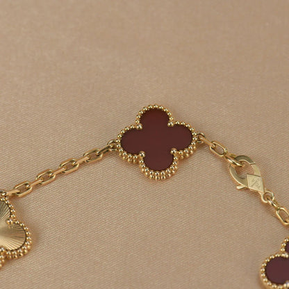 [Am jewelry] CLOVER 5 MOTIF RED CORNELIAN BRACELET COLLECTION