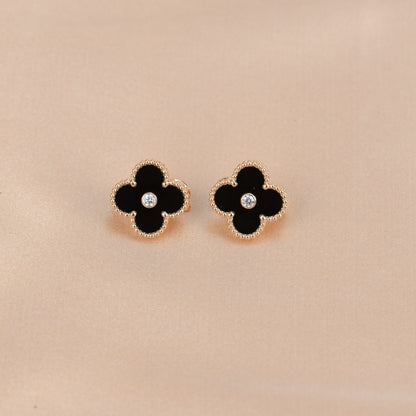 [Am jewelry]CLOVER MEDIUM 1 MOTIFS ONYX DIAMOND EARRINGS