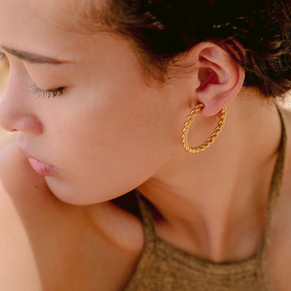 [AM Jewels]Gigi Twist Gold Earrings