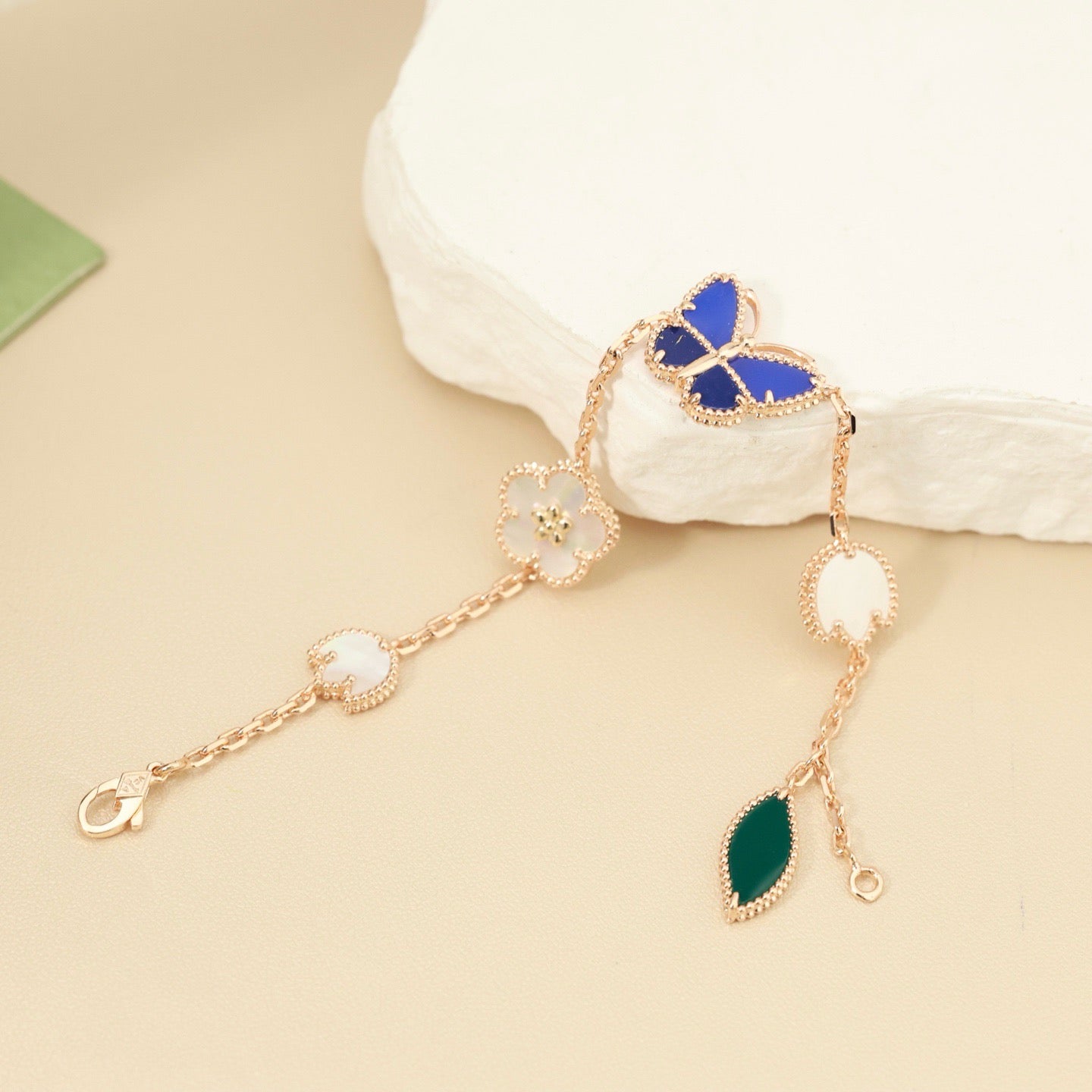 [Am Jewelry]LUCKY SPRING BUTTERFLY 5 MOTIF BRACELET