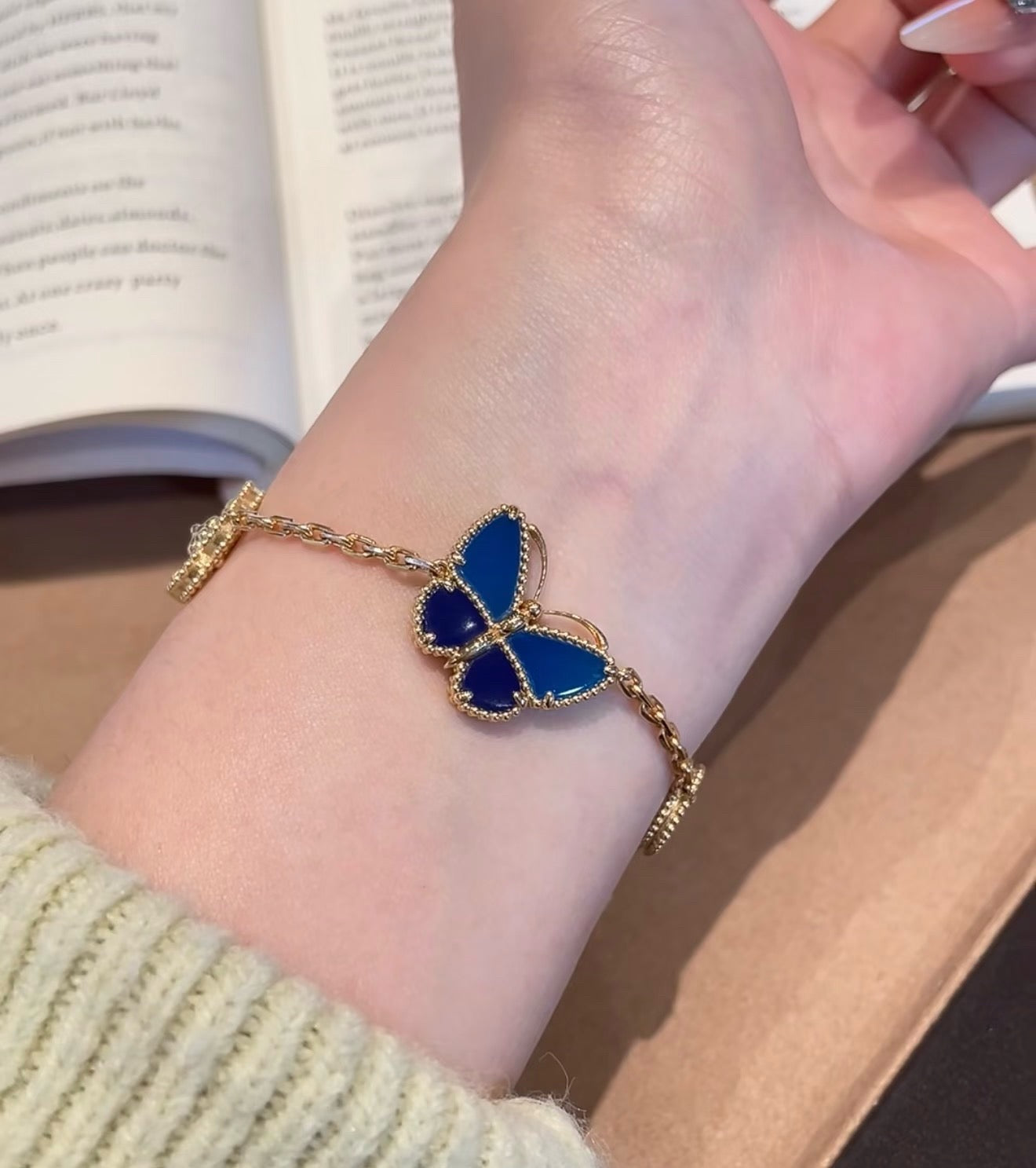 [Am Jewelry]LUCKY SPRING BUTTERFLY 5 MOTIF BRACELET