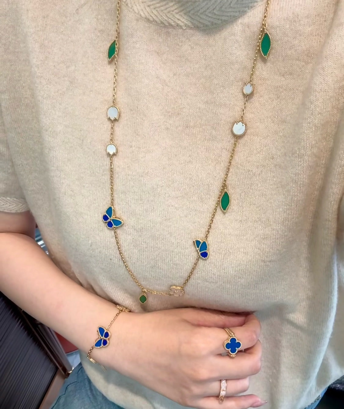[AM Jewels]LUCKY SPRING BUTTERFLY 15 FLOWER NECKLACE