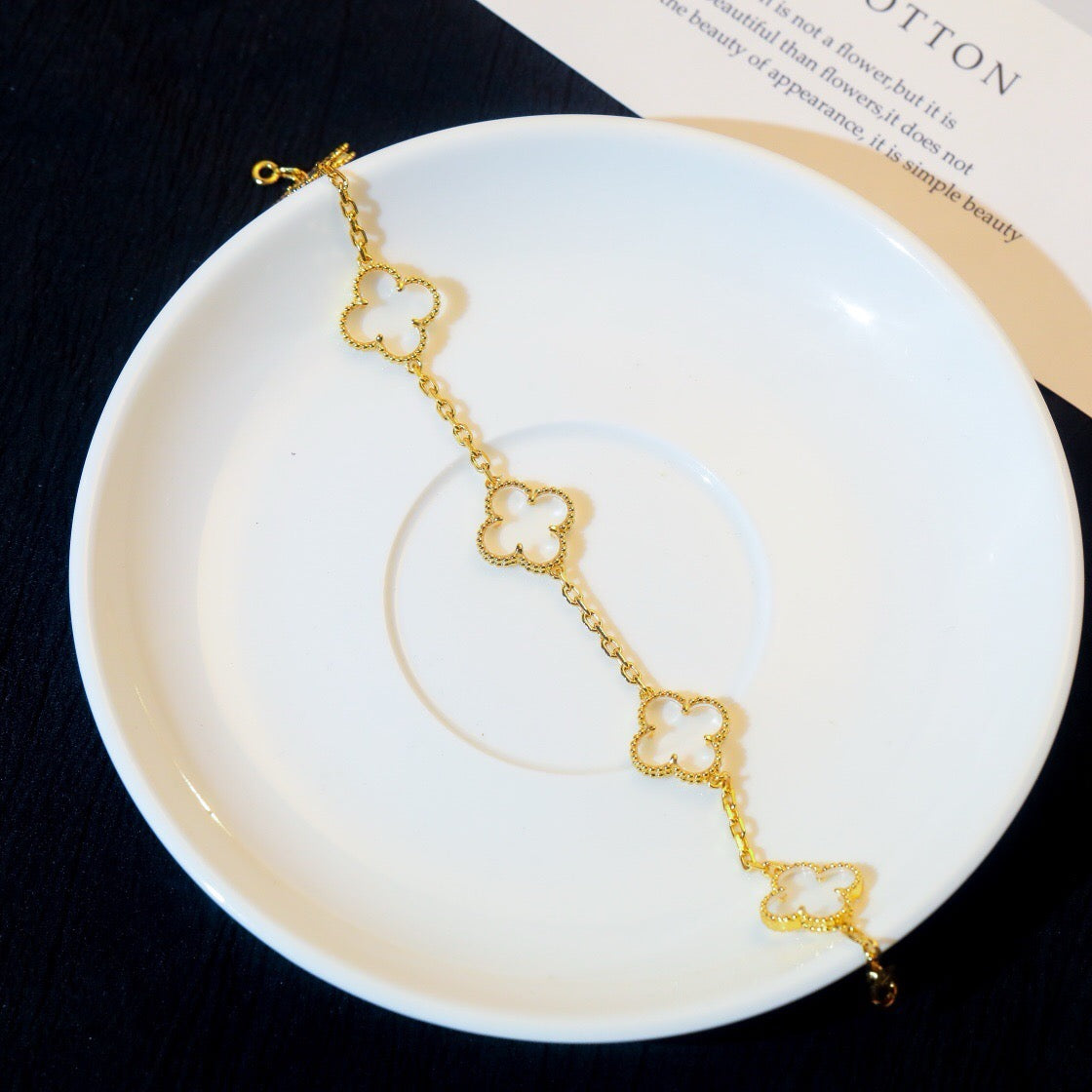 [Am jewelry]CLOVER 5 MOTIF ROCK CRYSTAL BRACELET