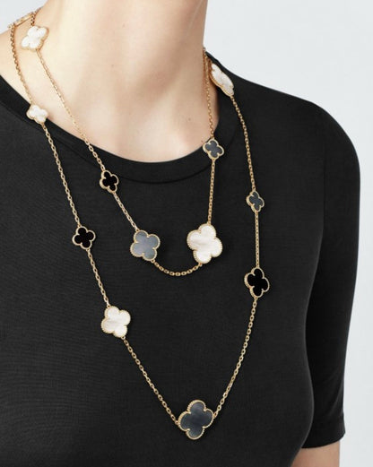 [Am jewelry]CLOVER 16 MOTIF CHALCEDONY MOP Gold NECKLACE