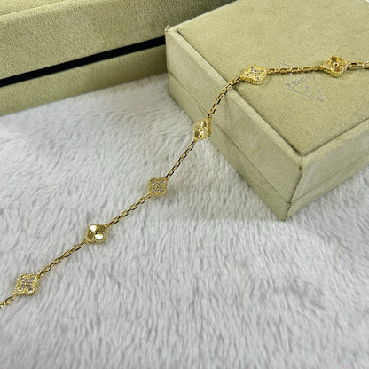 [Am jewelry]CLOVER 6 MOTIF DIAMOND LASER BRACELET
