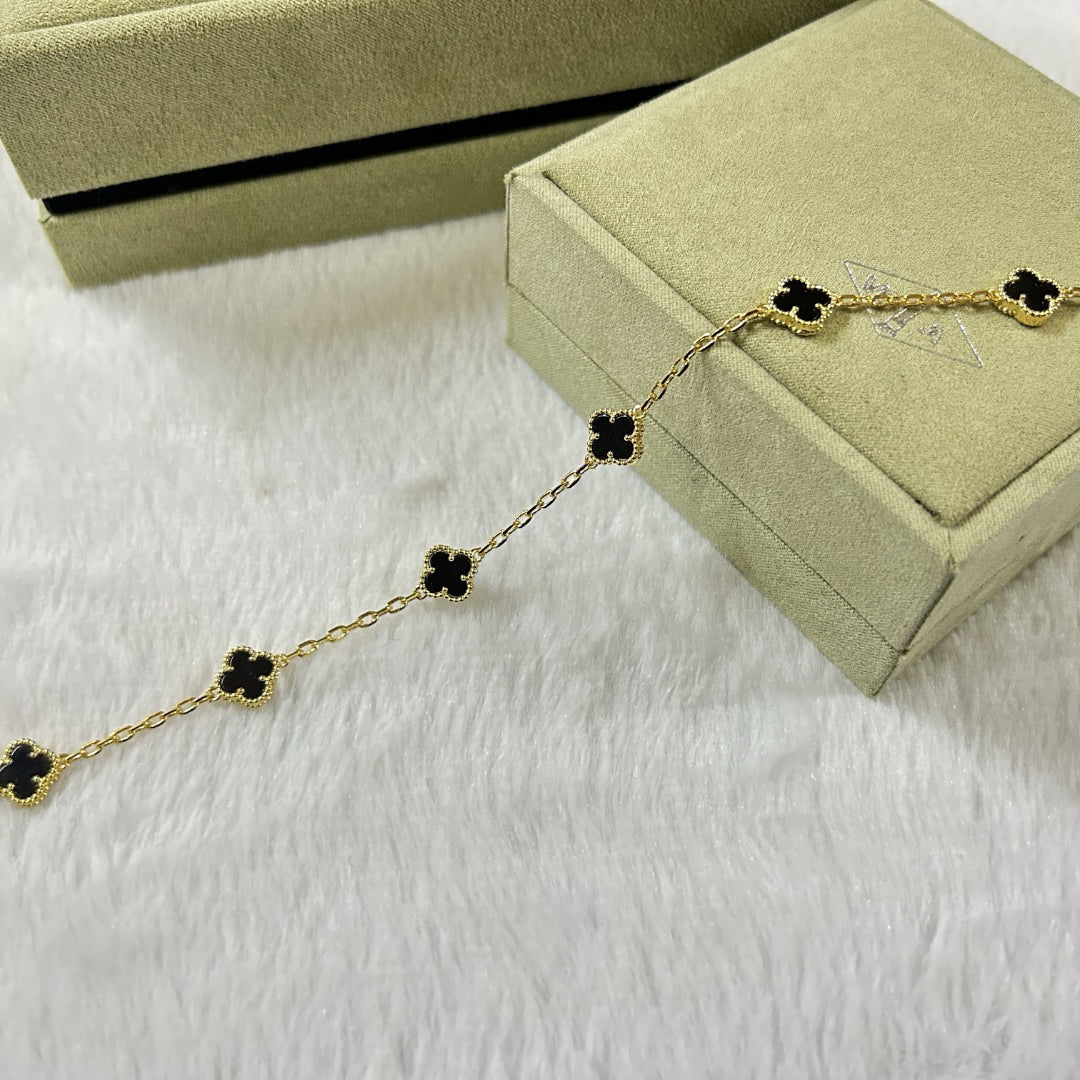 [Am jewelry]CLOVER 6 MOTIF  ONYXS BRACELET