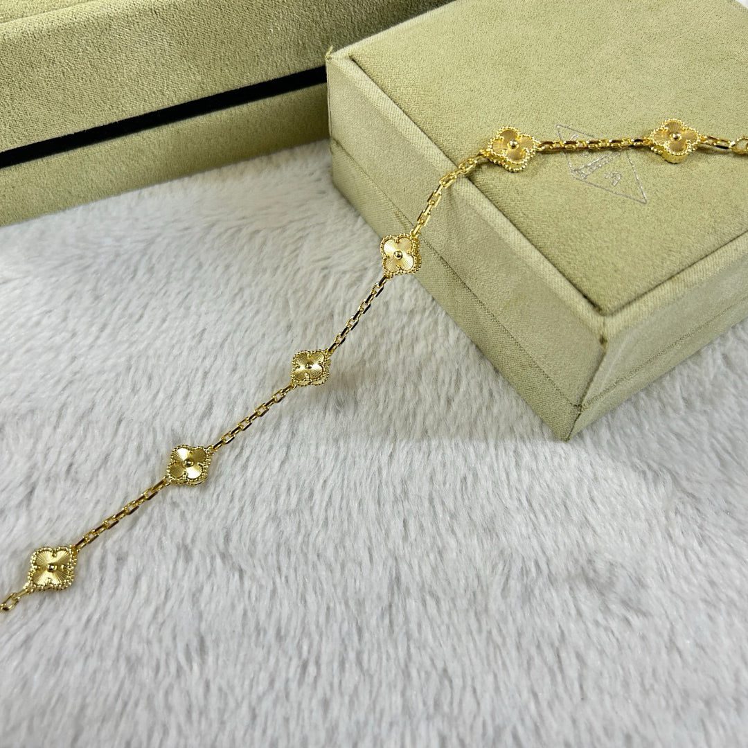 [Am jewelry]CLOVER 6 MOTIF DIAMOND BRACELET