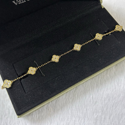 [Am jewelry]CLOVER 6 MOTIF DIAMOND BRACELET