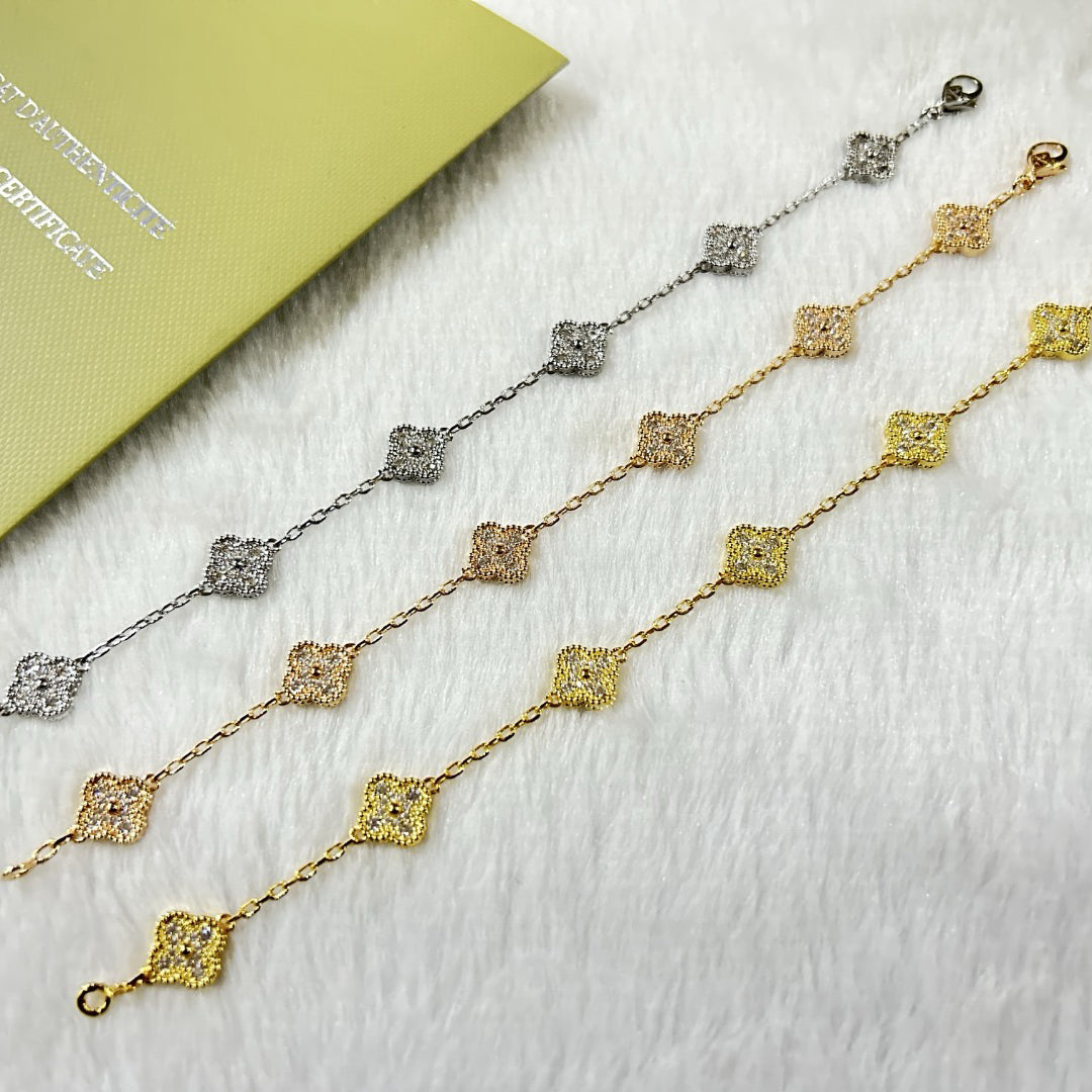 [Am jewelry]CLOVER 6 MOTIF DIAMOND BRACELET