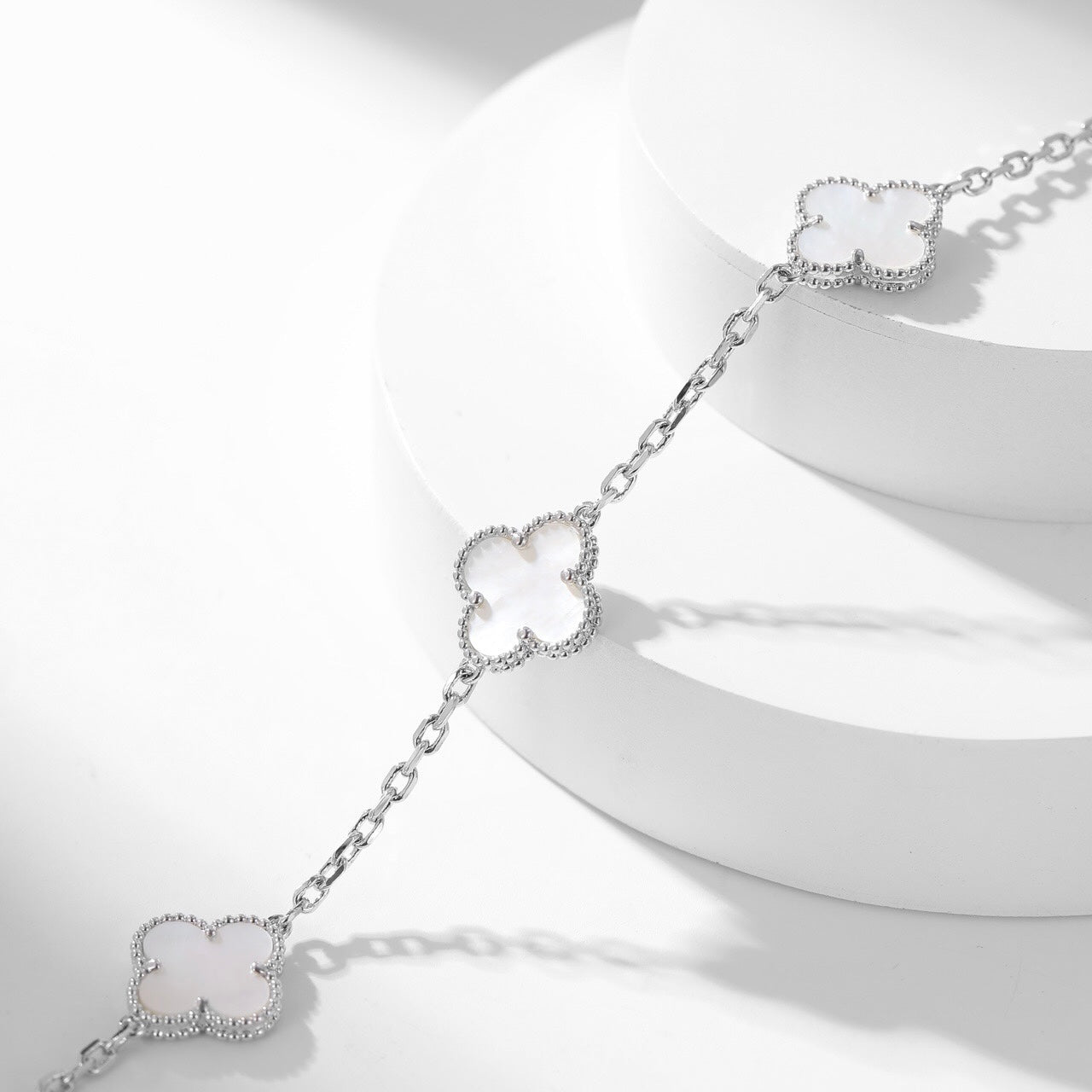 [Am jewelry]CLOVER 10 MOTIFS WHITE MOTHER OF PEARL NECKLACE