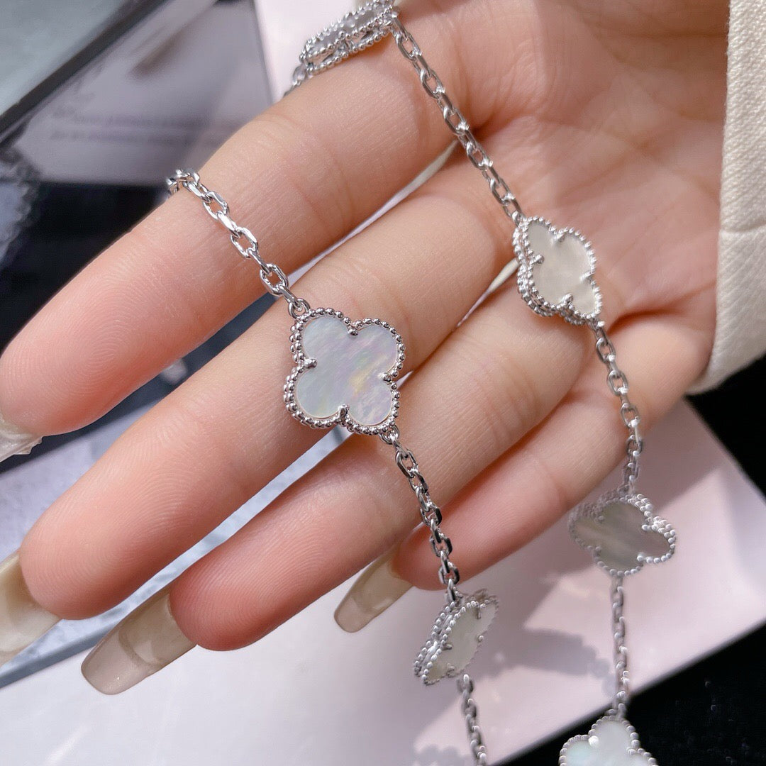 [Am jewelry]CLOVER 10 MOTIFS WHITE MOTHER OF PEARL NECKLACE
