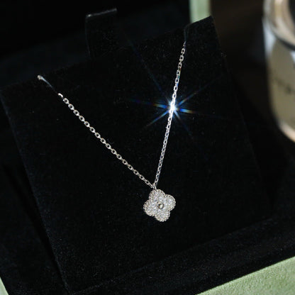 [Am jewelry]CLOVER MINI 9.5MM PENDANT DIAMOND NECKLACE