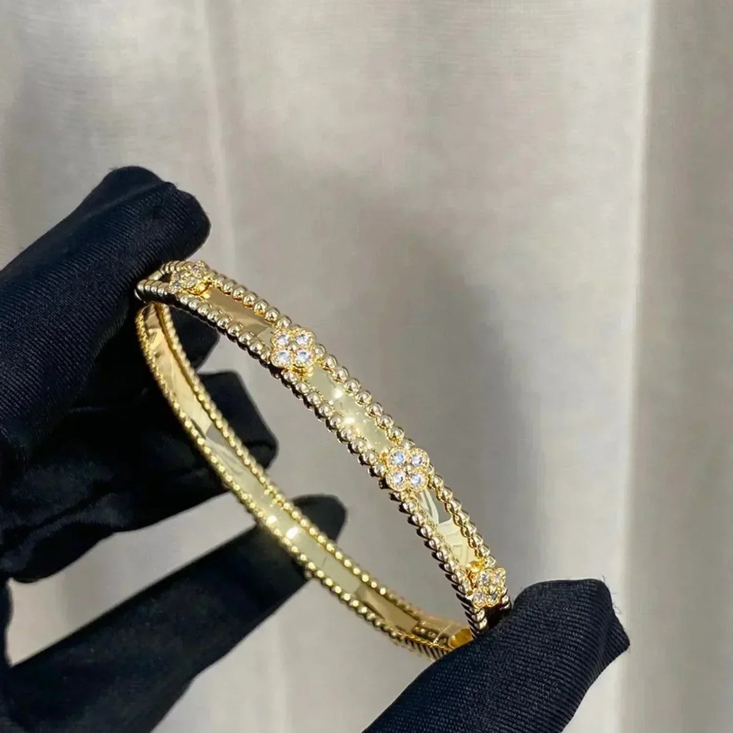 [Am jewelry]CLOVER BRACELET 4MM DIAMONDS