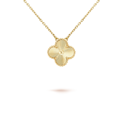 [Am jewelry]CLOVER 15MM LASER NECKLACE