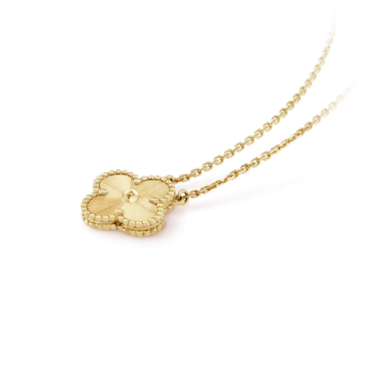 [Am jewelry]CLOVER 15MM LASER NECKLACE
