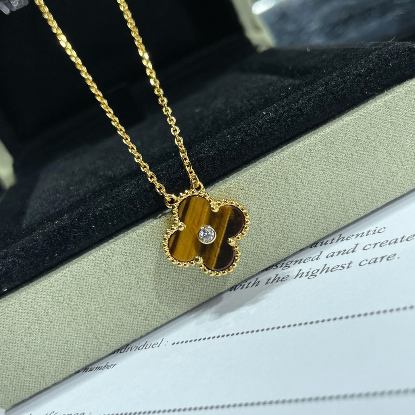 [Am jewelry]CLOVER 15MM DIAMOND AND YELLOW TIGER'S EYE AGATE necklace