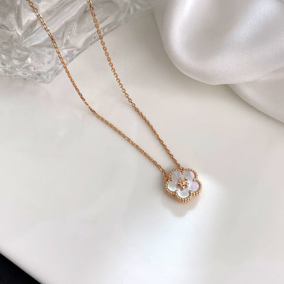 [Am jewelry]LUCKY  WHITE MOP  PLUM BLOSSOM NECKLACE