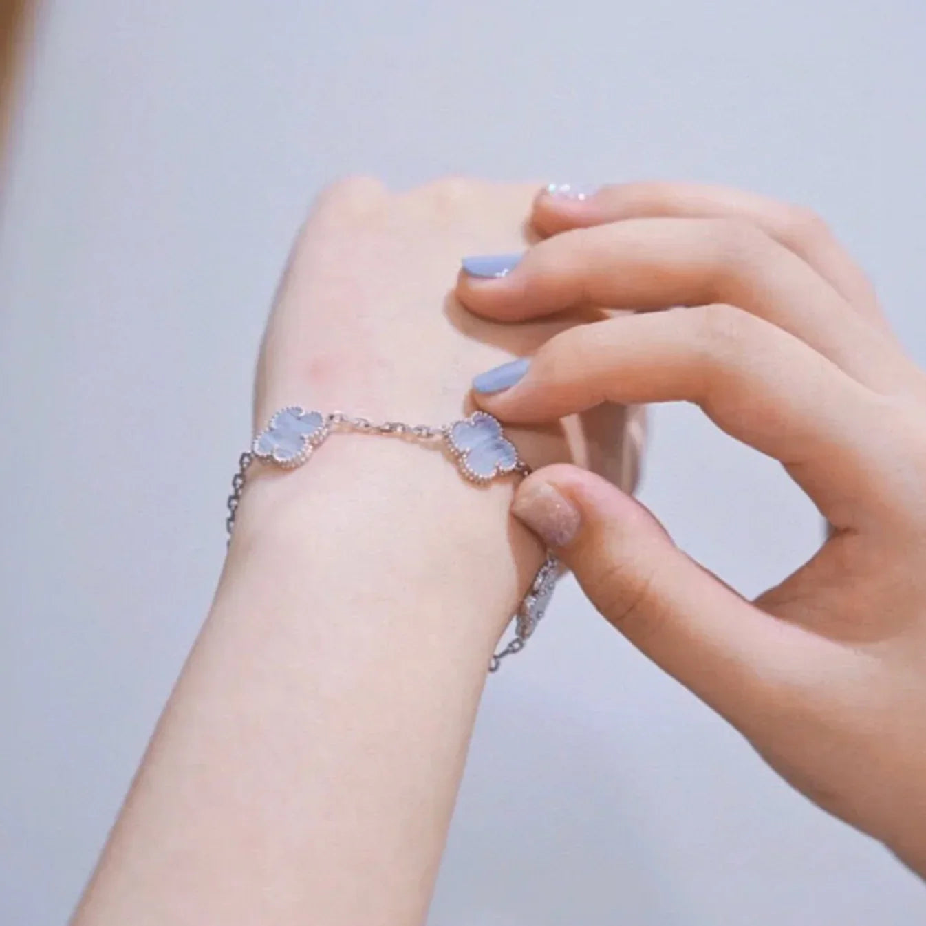 [Am jewelry] CLOVER 5 MOTIF PURPLE CHALCEDONY BRACELET COLLECTION