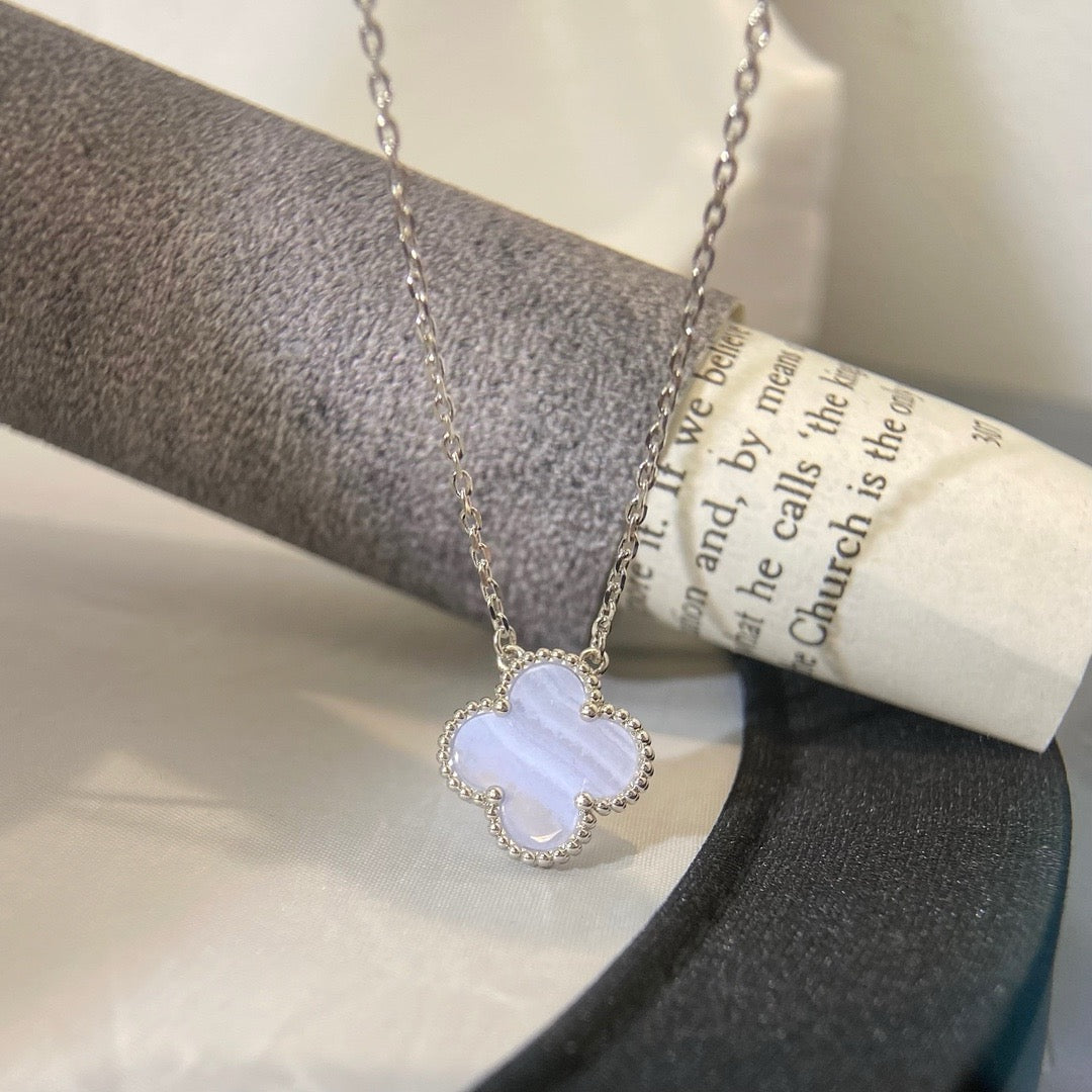 [Am jewelry]CLOVER 15MM BLUE CHALCEDONY NECKLACE SILVER
