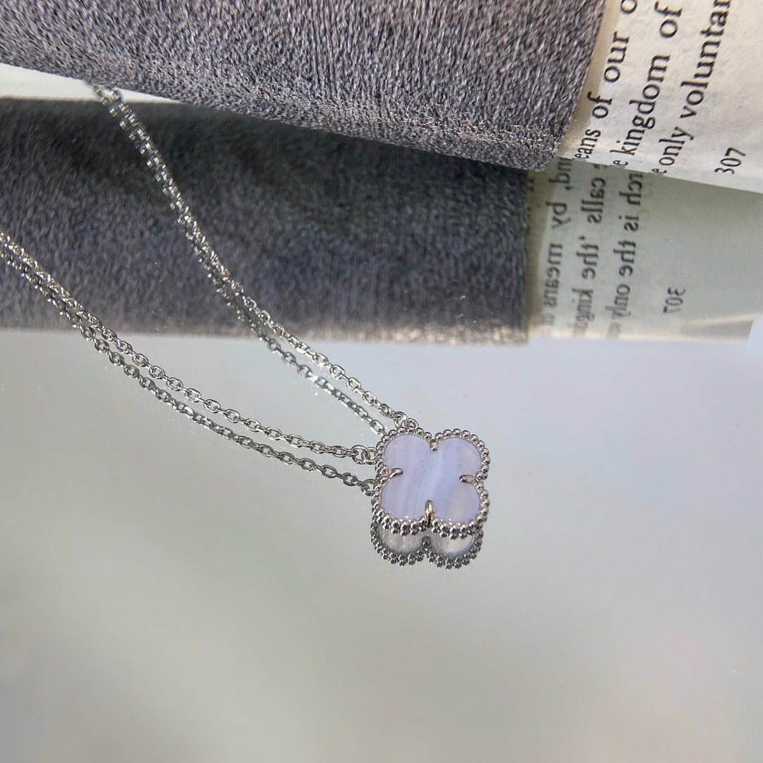 [Am jewelry]CLOVER 15MM BLUE CHALCEDONY NECKLACE SILVER