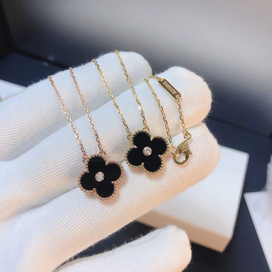 [Am jewelry]CLOVER 15MM DIAMOND ONYX NECKLACE
