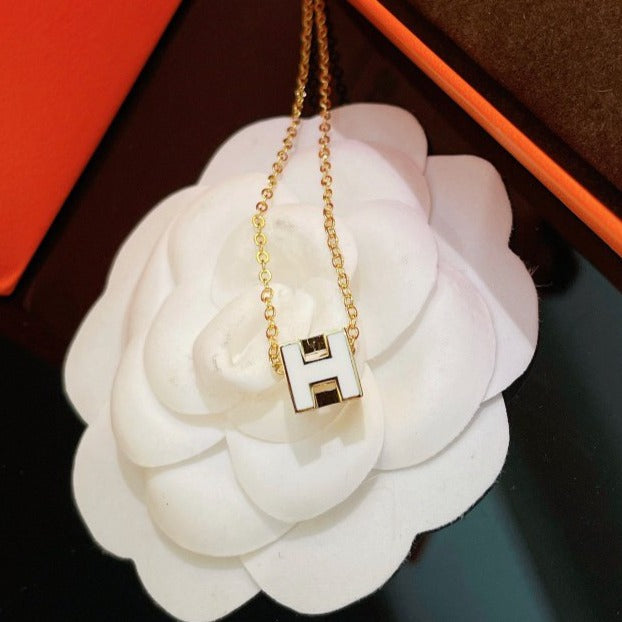 [Am jewelry]H WHITE SQUARE GOLD NECKLACE