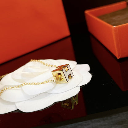 [Am jewelry]H WHITE SQUARE GOLD NECKLACE