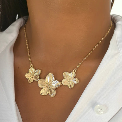 [AM Jewels]Millie Gold Flower Necklace
