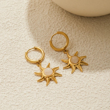 [AM Jewels]Helia Sun-shaped Moonstone Earrings