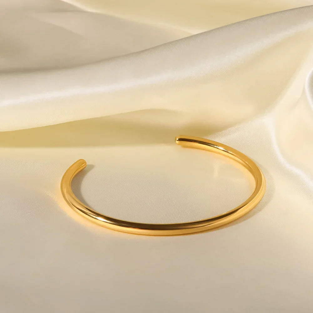 [AM Jewels]Ara Gold Bangle