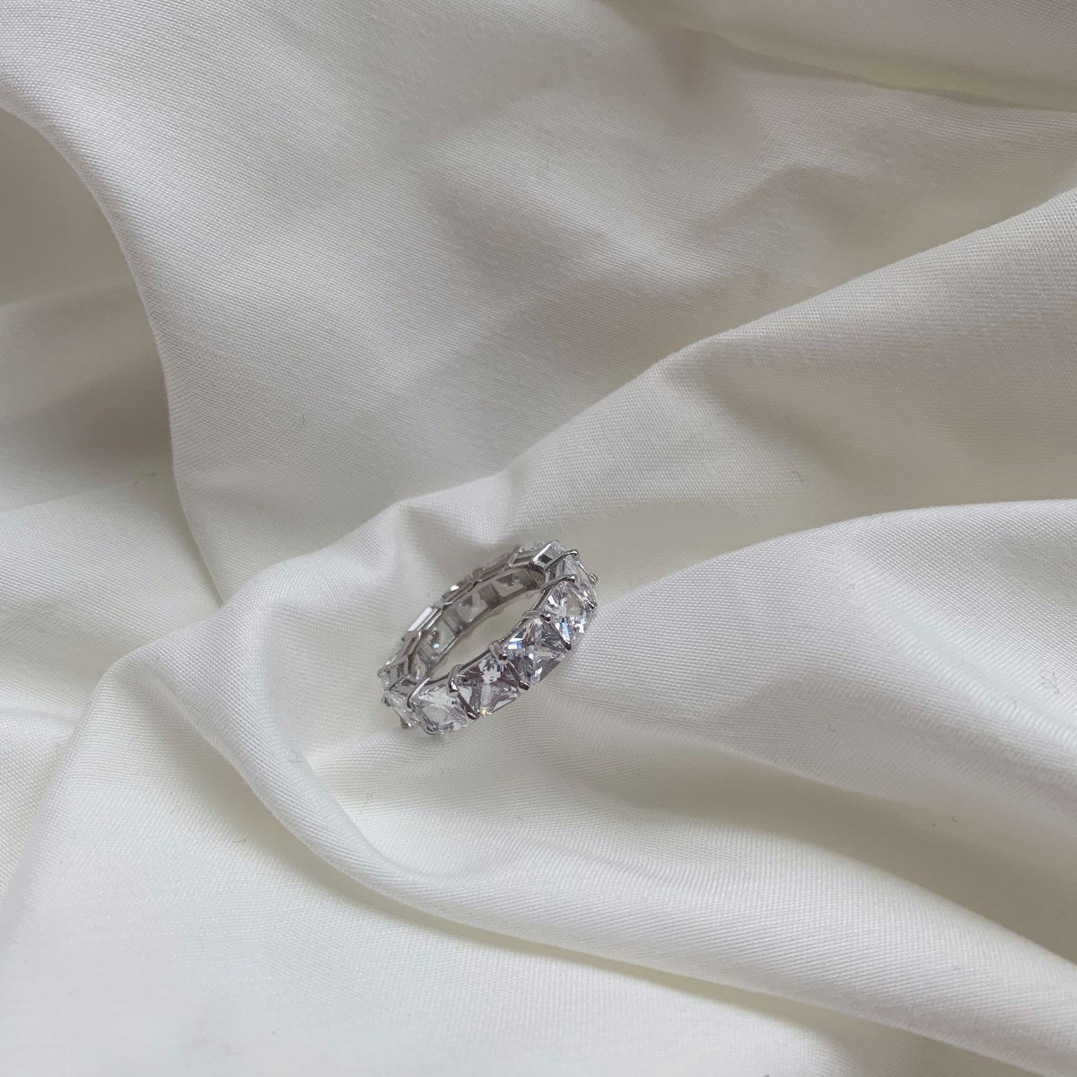 [Am jewelry]Elegant Princess Cut Tennis Ring