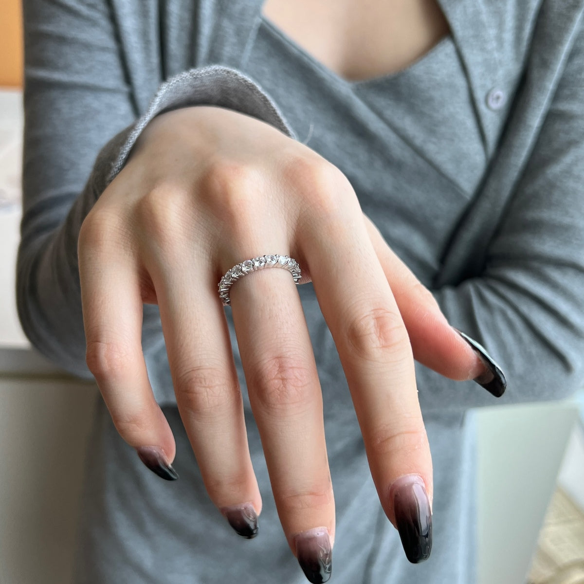 [Am jewelry]Sparkling Round Cut Tennis Ring