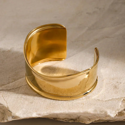 [AM Jewels]Nellie Smooth Gold Cuff