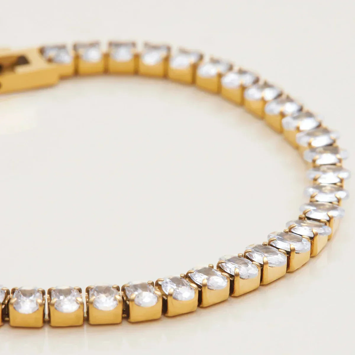 [AM Jewels]Avaria Oval Cut Tennis Bracelet