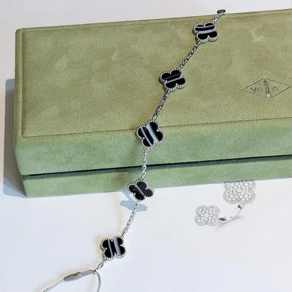 [Am jewelry] CLOVER 5 MOTIF PULSAR STONE BRACELET COLLECTION