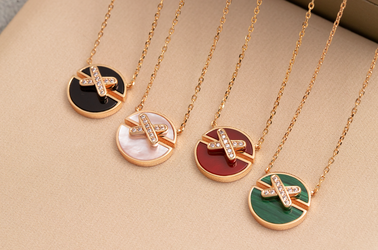 [Am jewelry]JEUX DE PINK GOLD DIAMOND NECKLACE