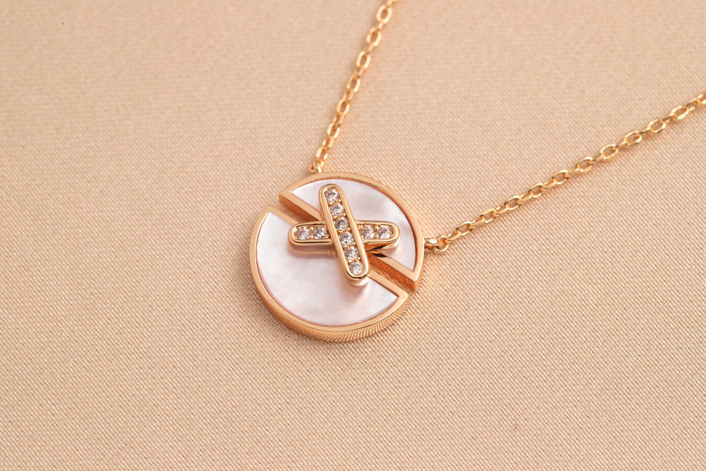 [Am jewelry]JEUX DE PINK GOLD DIAMOND NECKLACE