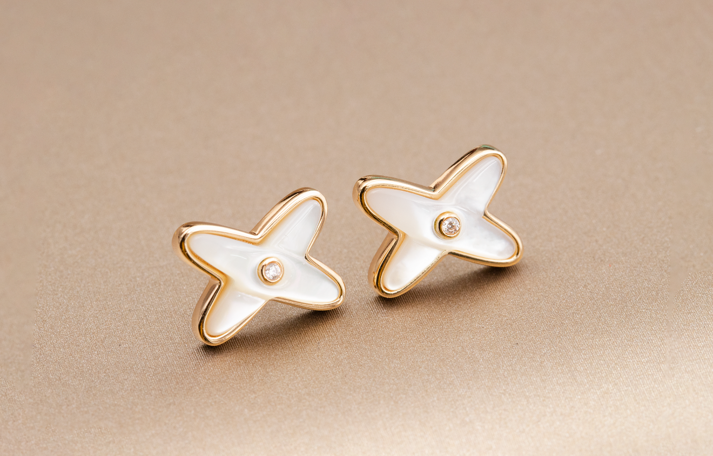 [Am jewelry]JEUX DE WHITE MOP ROSE GOLD DIAMOND EARRINGS