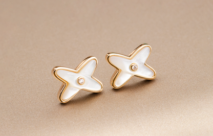 [Am jewelry]JEUX DE WHITE MOP ROSE GOLD DIAMOND EARRINGS