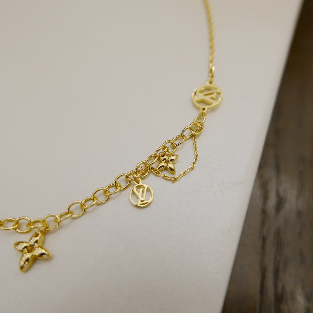 [Am jewelry]BLOOMING SUPPLE NECKLACE BRASS