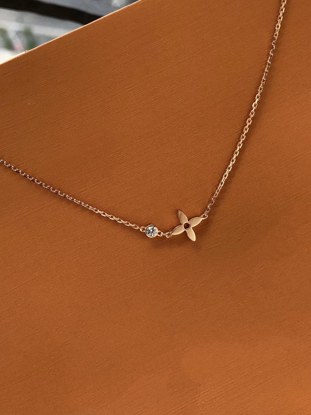 [Am jewelry]BLOSSOM PENDANT PINK GOLD AND DIAMOND