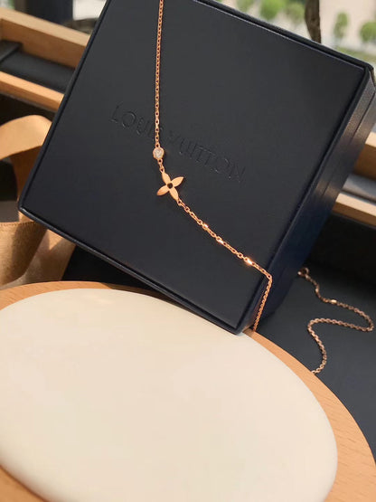 [Am jewelry]BLOSSOM PENDANT PINK GOLD AND DIAMOND