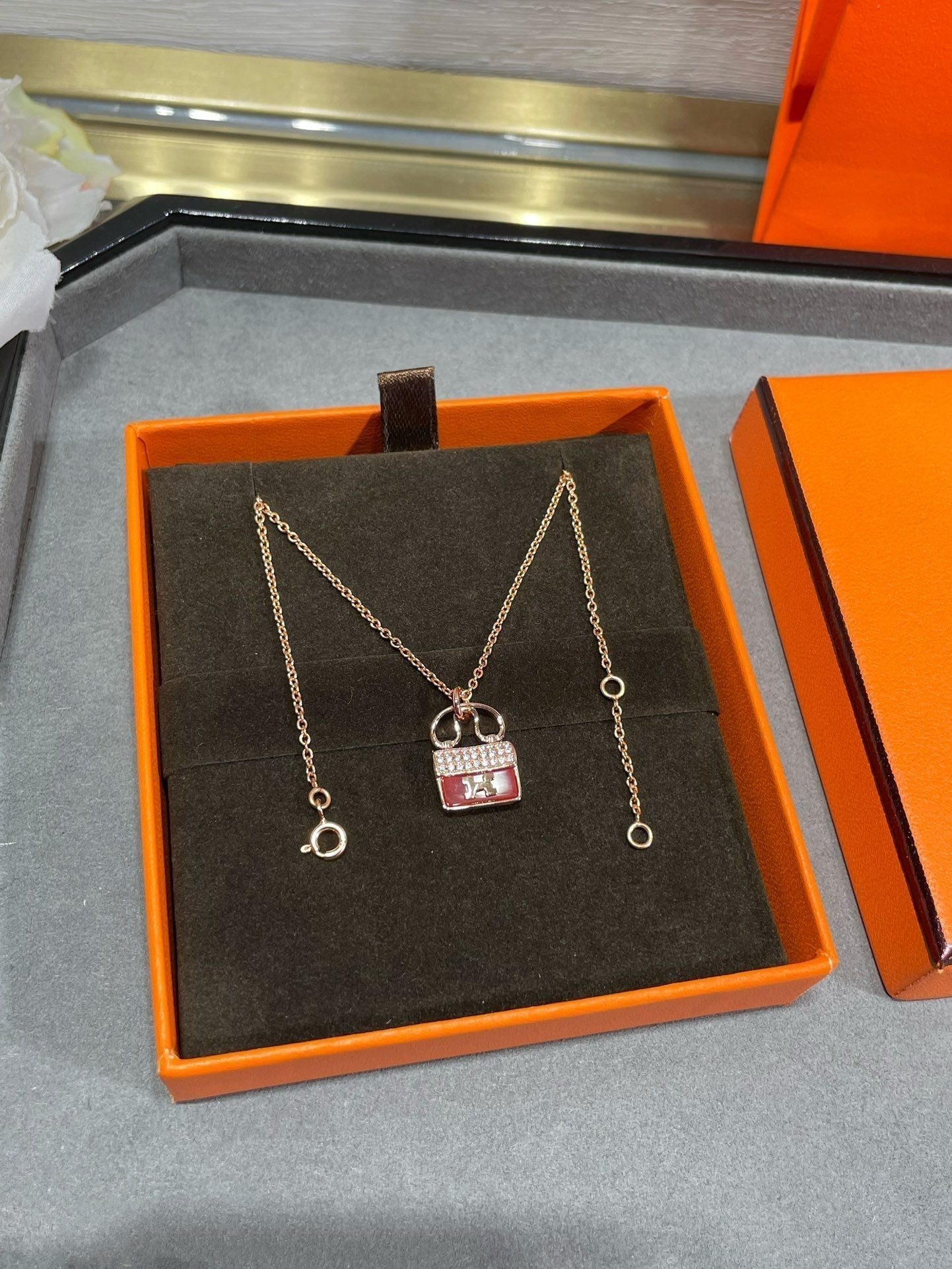 [Am jewelry]H CIRCE MOISSANITE PENDANT NECKLACE GOLD